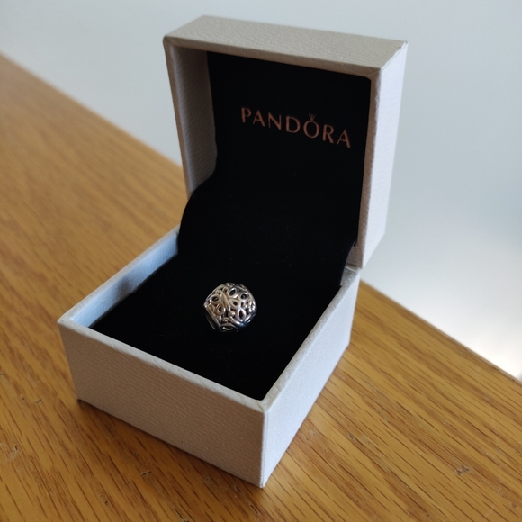 Pandora 925 ALE Openwork Butterfly Charm - Picture 2 of 4